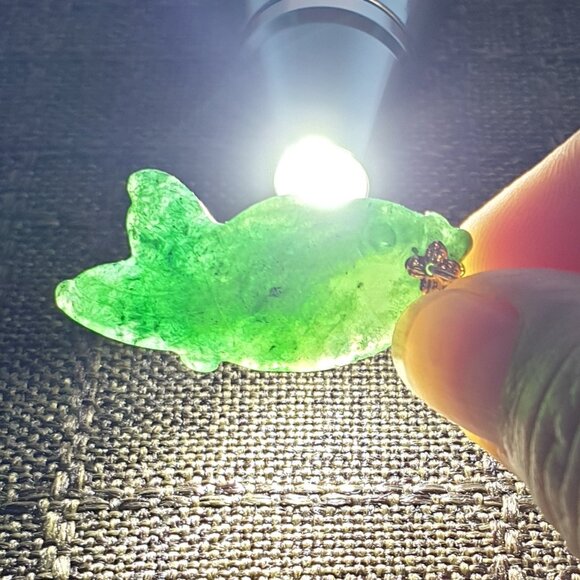 Beautiful Vintage Hand Carved Double Sides Genuine Green Jade Koi Fish Pendant - Picture 13 of 13